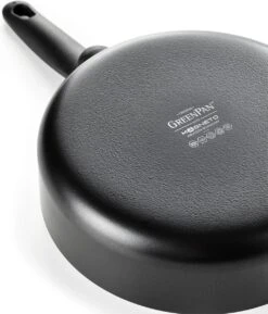 GreenPan Cambridge Hapjespan Met Deksel 28cm - Zwart - Inductie - PFAS-vrij 36 GreenPan Cambridge Hapjespan Met Deksel 28cm - Zwart - Inductie - PFAS-vrij -Kookpot Serie Winkel 1026x1200