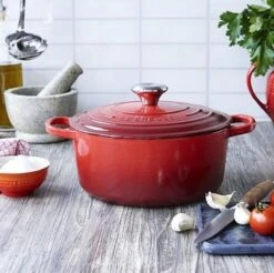 Le Creuset Signature Braadpan - 4,2 L - 24 Cm - Kersenrood 18 Le Creuset Signature Braadpan - 4,2 L - 24 Cm - Kersenrood -Kookpot Serie Winkel 1200x1197 16