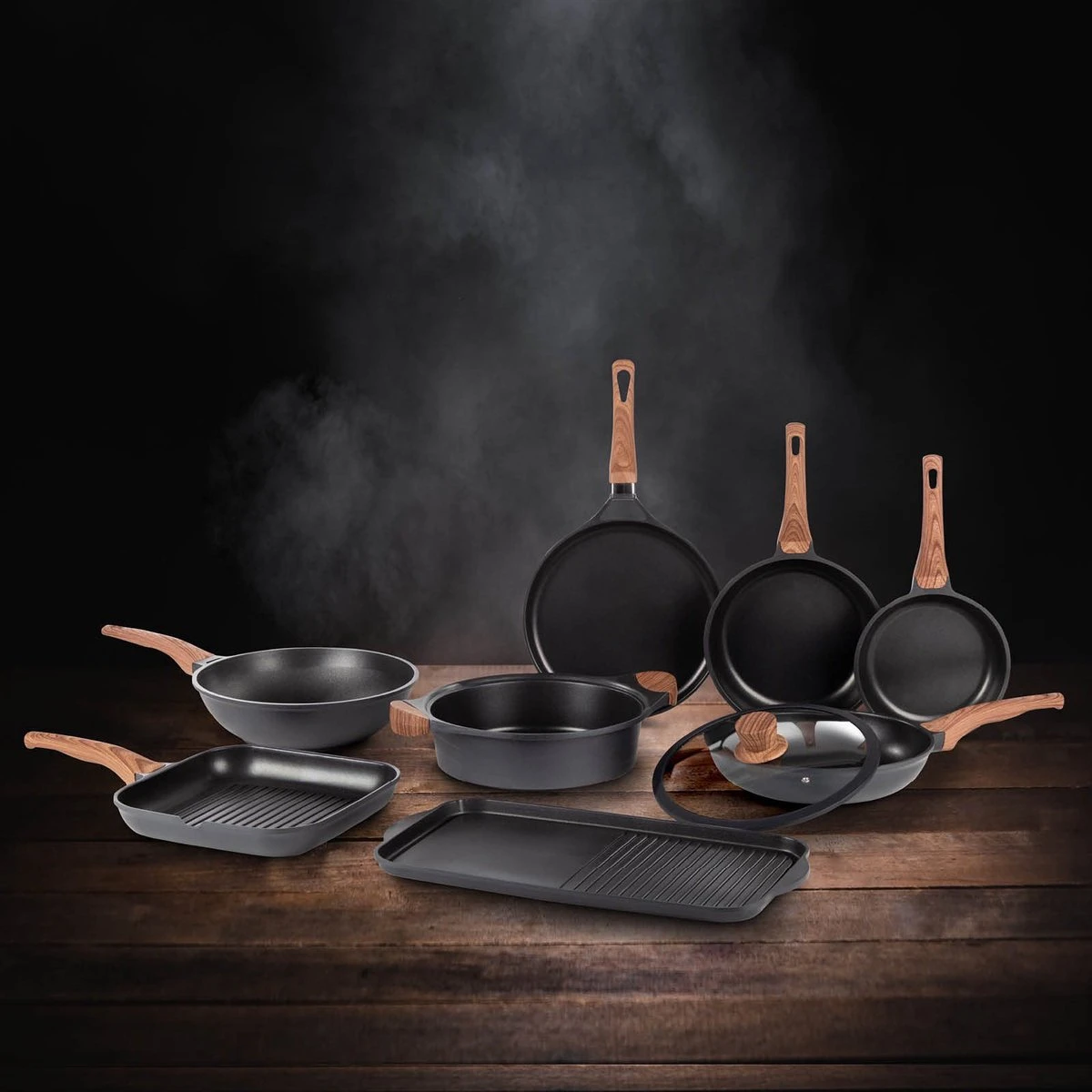 Rosmarino Black Line - Wokpan - Ø30cm - 100% PFAS & PFOA Vrij - Gegoten Aluminium - Non-stick Minerale Coating - Ergonomische Handgreep - Geschikt Voor Alle Warmtebronnen & Vaatwasser 11 Rosmarino Black Line - Wokpan - Ø30cm - 100% PFAS & PFOA Vrij - Gegoten Aluminium - Non-stick Minerale Coating - Ergonomische Handgreep - Geschikt Voor Alle Warmtebronnen & Vaatwasser - Afbeelding 9