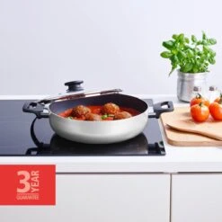 BRABANTIA INDU+ Hapjespan - Keramische Antiaanbaklaag - Met Deksel - Ø 28 Cm - Inductie - Pfas Vrij -Kookpot Serie Winkel 1200x1200 1109
