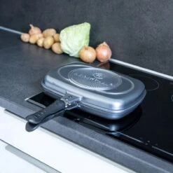 Herenthal Dubbele Grillpan - Ø 28 Cm - Koekenpan - Keramische Pan - Marmeren Coating Met Antiaanbaklaag - PFAS & PFOA Vrij - Pan - Grill - Vermindert Geur, Rook En Oliespatten - Zilver -Kookpot Serie Winkel 1200x1200 1254