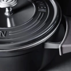 GreenPan Featherweights Braadpan 22cm - Zwart - Inductie - PFAS-vrij 16 GreenPan Featherweights Braadpan 22cm - Zwart - Inductie - PFAS-vrij -Kookpot Serie Winkel 1200x1200 1408