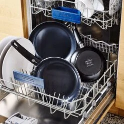 GreenPan Cambridge Kookpan Met Deksel 24cm - Zwart - Inductie - PFAS-vrij 15 GreenPan Cambridge Kookpan Met Deksel 24cm - Zwart - Inductie - PFAS-vrij -Kookpot Serie Winkel 1200x1200 1415