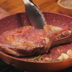 Livington Copper & Stone Pan - 24cm Koekenpan- Anti-aanbaklaag En Krasbestendig - Graniet Look - Binnenste Steenlaag Voor Perfecte Warmteverdeling - Geschikt Voor Ceran, Gas, Elektrisch, Inductie -Kookpot Serie Winkel 1200x1200 1504