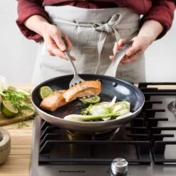 GreenPan Koekenpan - Royal Bronze - ø 20 Cm - Keramische Anti-aanbaklaag 13 GreenPan Koekenpan - Royal Bronze - ø 20 Cm - Keramische Anti-aanbaklaag -Kookpot Serie Winkel 1200x1200 513