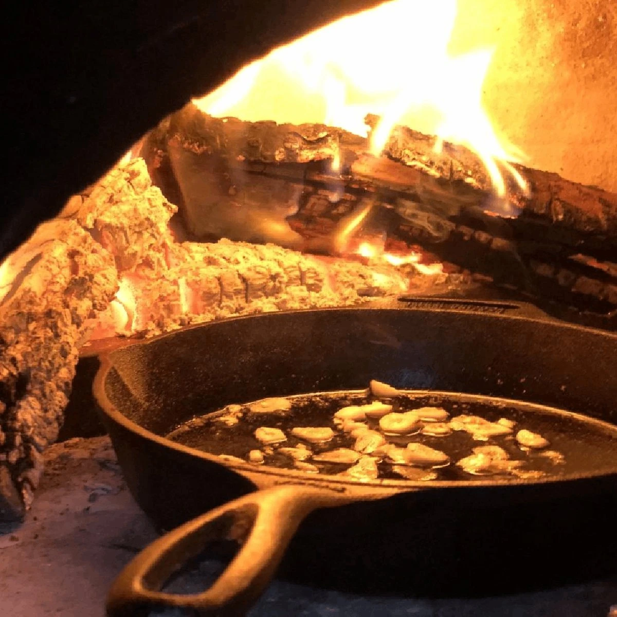 Valhal Outdoor Skillet / Koekenpan Met Steel - Gietijzer, Diameter 30cm - VH30 9 Valhal Outdoor Skillet / Koekenpan Met Steel - Gietijzer, Diameter 30cm - VH30 - Afbeelding 7