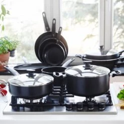 GreenPan Cambridge Koekenpannenset Ø 20cm + Ø 28cm - Zwart - Inductie - PFAS-vrij 37 GreenPan Cambridge Koekenpannenset Ø 20cm + Ø 28cm - Zwart - Inductie - PFAS-vrij -Kookpot Serie Winkel 1200x1200 654