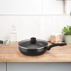 Brabantia Antikleef Hapjespan Met Deksel 28cm - Sauté Pan -Kookpot Serie Winkel 1200x1200 763