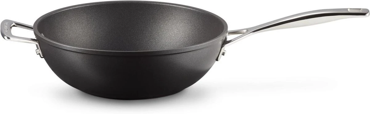 Le Creuset Wokpan - Met Steel - Les Forgées TNS - ø 26 Cm / 3.4 Liter - Standaard Anti-aanbaklaag 3 Le Creuset Wokpan - Met Steel - Les Forgées TNS - ø 26 Cm / 3.4 Liter - Standaard Anti-aanbaklaag