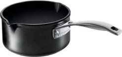 Le Creuset Steelpan - 2 Schenktuiten - Les Forgées TNS - ø 16 Cm / 1.6 Liter 9 Le Creuset Steelpan - 2 Schenktuiten - Les Forgées TNS - ø 16 Cm / 1.6 Liter -Kookpot Serie Winkel 1200x560 1