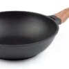 Rosmarino Black Line - Wokpan - Ø30cm - 100% PFAS & PFOA Vrij - Gegoten Aluminium - Non-stick Minerale Coating - Ergonomische Handgreep - Geschikt Voor Alle Warmtebronnen & Vaatwasser -Kookpot Serie Winkel 1200x635 5