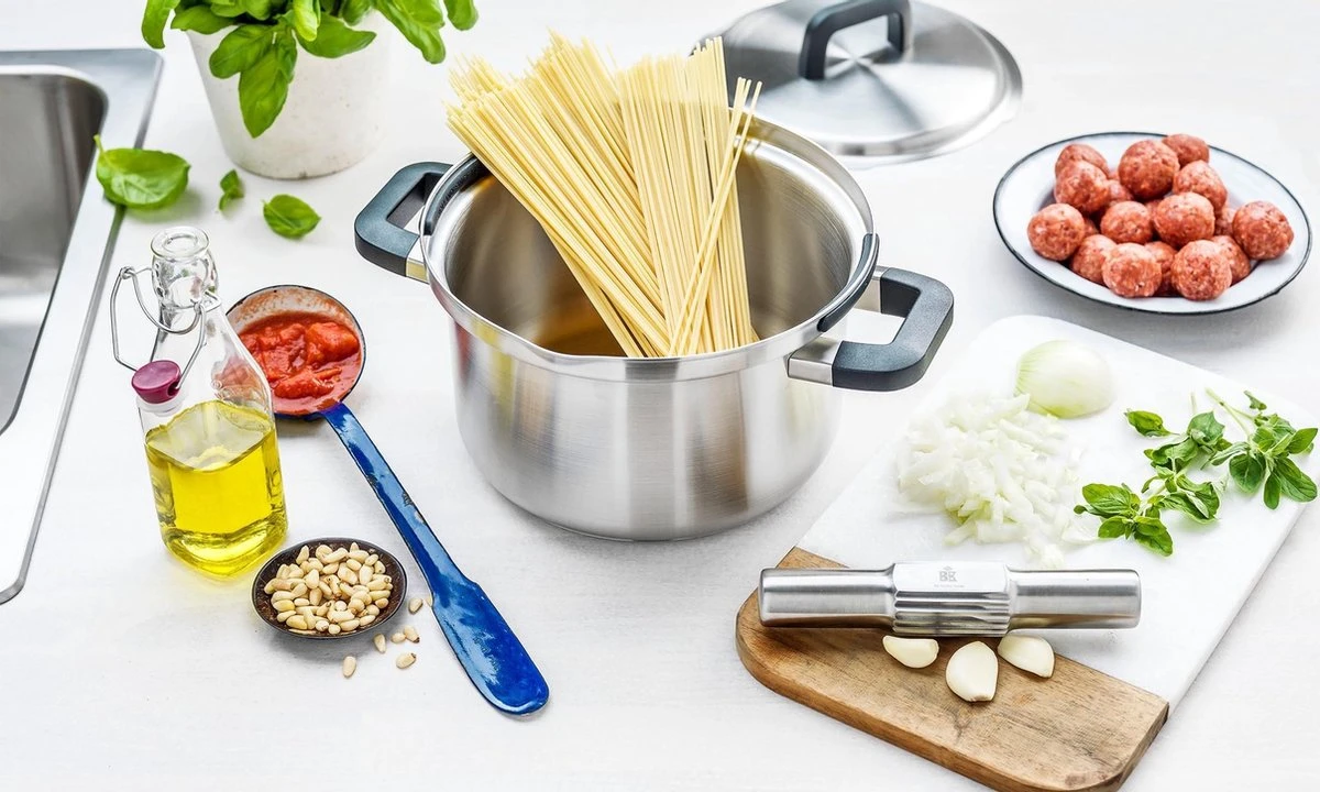 BK Flow Cool Pannenset - 9-delig - Veilig Afgietsysteem - Inductie 6 BK Flow Cool Pannenset - 9-delig - Veilig Afgietsysteem - Inductie - Afbeelding 4