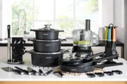 Swiss Pro+ - SWP41D22 - Pannenset 41 Delig - Foodprocessor - Messenblok 8 Delig - Kookgerei Set Met Houder 7 Delig - Starters Pakket - 2022 Serie - Limited Edition -uitzet 19 Swiss Pro+ - SWP41D22 - Pannenset 41 Delig - Foodprocessor - Messenblok 8 Delig - Kookgerei Set Met Houder 7 Delig - Starters Pakket - 2022 Serie - Limited Edition -uitzet -Kookpot Serie Winkel 1200x799 91