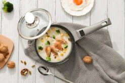 Swiss Pro+ | Set 14 Delige Pannenset | Inductie - Pannensets - Glazen Deksel - Met Afneembare Handgreep - Marmeren Interieur -PFAS-vrij | Grey / Silver -Kookpot Serie Winkel 1200x799 97