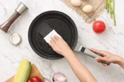 Swiss Pro+ | Set 14 Delige Pannenset | Inductie - Pannensets - Glazen Deksel - Met Afneembare Handgreep - Marmeren Interieur -PFAS-vrij | Grey / Silver -Kookpot Serie Winkel 1200x799 98