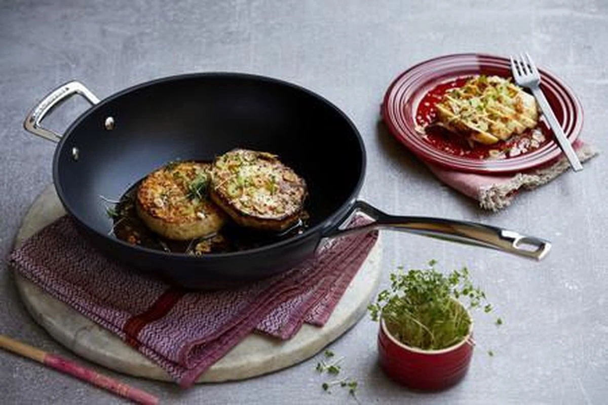 LE CREUSET - Les Forgees - Wokpan 30cm 11 LE CREUSET - Les Forgees - Wokpan 30cm - Afbeelding 9