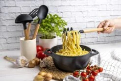 Smile 10-Delige Pannenset - Anti Aanbaklaag - Vaatwasser Bestendig - Zwart - MGK-17 24 Smile 10-Delige Pannenset - Anti Aanbaklaag - Vaatwasser Bestendig - Zwart - MGK-17 -Kookpot Serie Winkel 1200x800 178