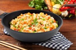 Rosmarino Black Line - Wokpan - Ø30cm - 100% PFAS & PFOA Vrij - Gegoten Aluminium - Non-stick Minerale Coating - Ergonomische Handgreep - Geschikt Voor Alle Warmtebronnen & Vaatwasser 20 Rosmarino Black Line - Wokpan - Ø30cm - 100% PFAS & PFOA Vrij - Gegoten Aluminium - Non-stick Minerale Coating - Ergonomische Handgreep - Geschikt Voor Alle Warmtebronnen & Vaatwasser -Kookpot Serie Winkel 1200x800 215