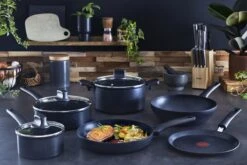Tefal Black Stone Hapjespan - Ø 24 Cm -Kookpot Serie Winkel 1200x800 226