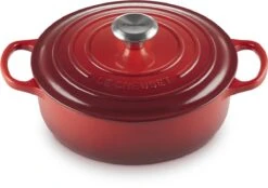 Le Creuset - Gietijzeren - Lage Braadpan - 24cm - Kersenrood -Kookpot Serie Winkel 1200x843 2