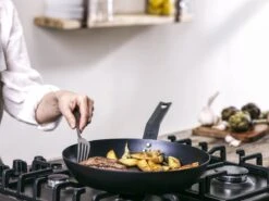 BK Solid Steel Koekenpan Ø 26 Cm - Plaatstaal - Inductie - BBQ -Kookpot Serie Winkel 1200x900 39