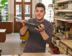 Dagelijkse Kost Door Jeroen Meus - Hapjespan Met Deksel ø24cm - Inductie - PFAS-vrij 12 Dagelijkse Kost Door Jeroen Meus - Hapjespan Met Deksel ø24cm - Inductie - PFAS-vrij -Kookpot Serie Winkel 1200x926 60