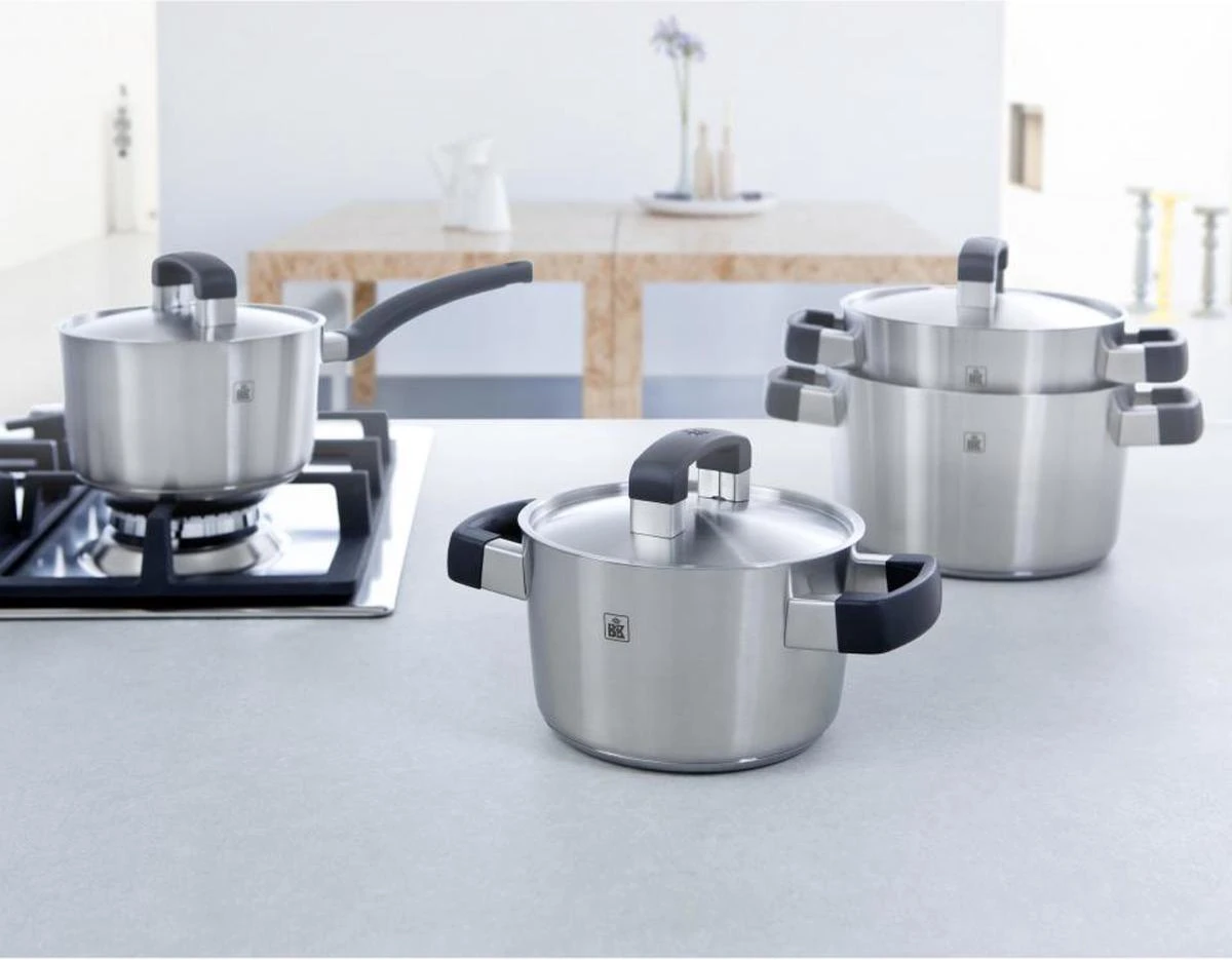 BK Conical Cool Pannenset - 4-delig - RVS – Geschikt Voor Alle Warmtebronnen 5 BK Conical Cool Pannenset - 4-delig - RVS – Geschikt Voor Alle Warmtebronnen - Afbeelding 3