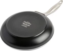 GreenPan Koekenpan - Royal Black - ø 28 Cm - Keramische Anti-aanbaklaag -Kookpot Serie Winkel 1200x973