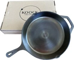 Koock Amsterdam® Skillet Gepolijst Gietijzer - 25cm - Koekenpan - Geschikt Voor Alle Warmtebronnen -Kookpot Serie Winkel 1200x978 2