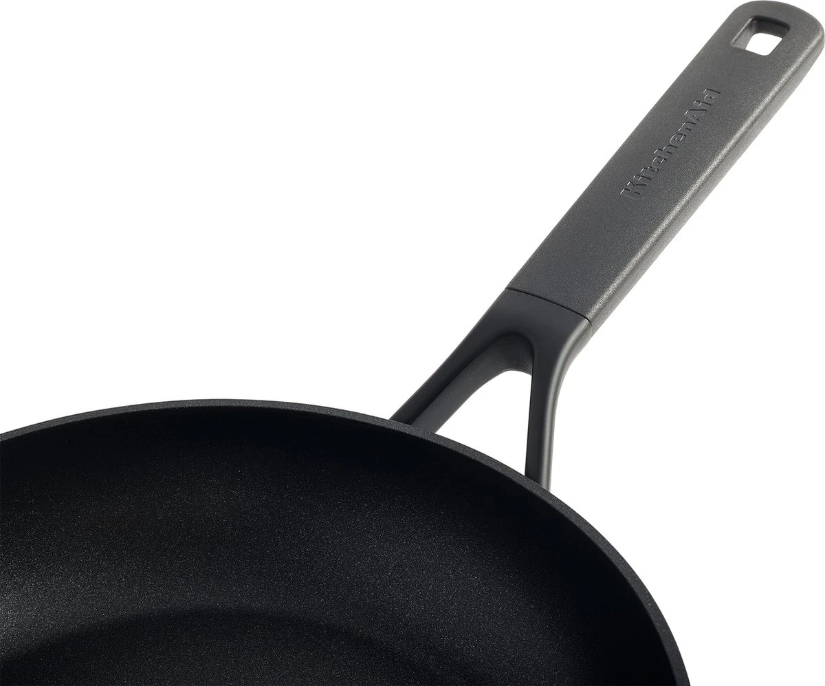 KitchenAid Classic Forged Aluminium Wok ø28cm - Zwart - Inductie - Anti-aanbak 5 KitchenAid Classic Forged Aluminium Wok ø28cm - Zwart - Inductie - Anti-aanbak - Afbeelding 3