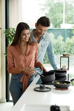 BergHOFF Steelpan Met Deksel Stone 18 Cm - Leo -Kookpot Serie Winkel 800x1200 50